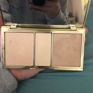 Tarte skin twinkle lighting volume 1